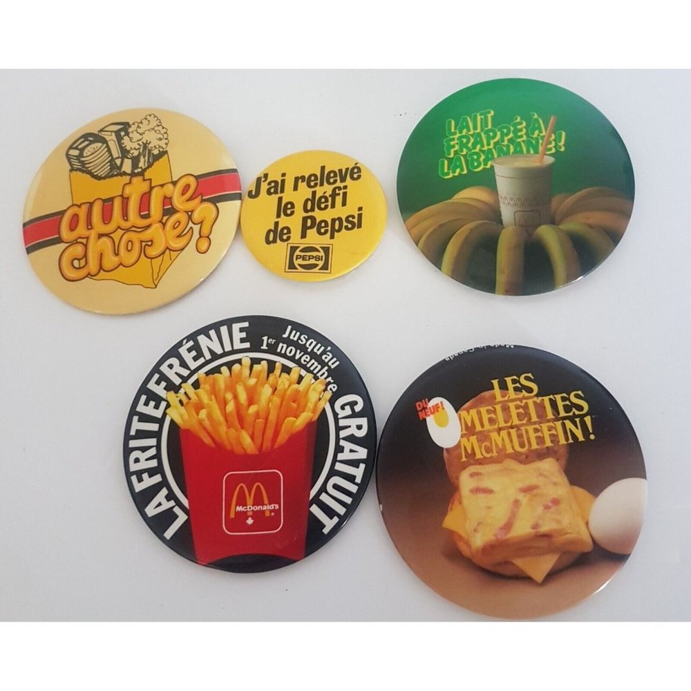 Vintage McDonalds FRENCH Pepsi Pin Back Button Advertisement Quebec Canada RARE